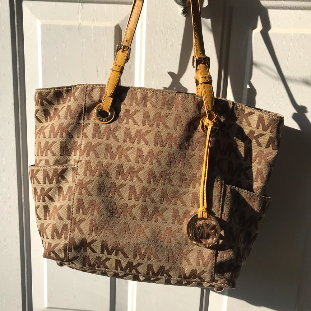 Yellow MK Michael Kors Tote/purse